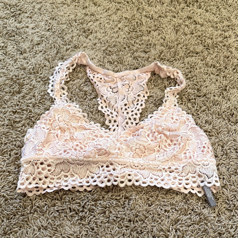 Aerie Lace Bralette in Peach